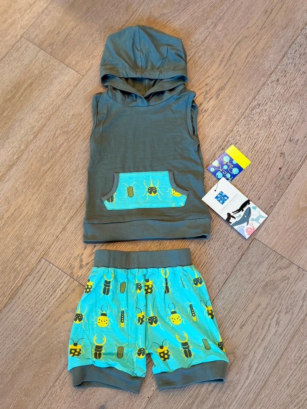 NWT KicKee Pants Print Short Sleeve Hoodie Tank and Shorts Matching Outfit